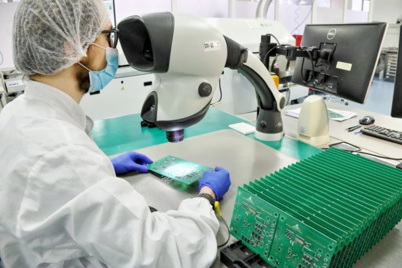 Satellite Integration & Manufacturing